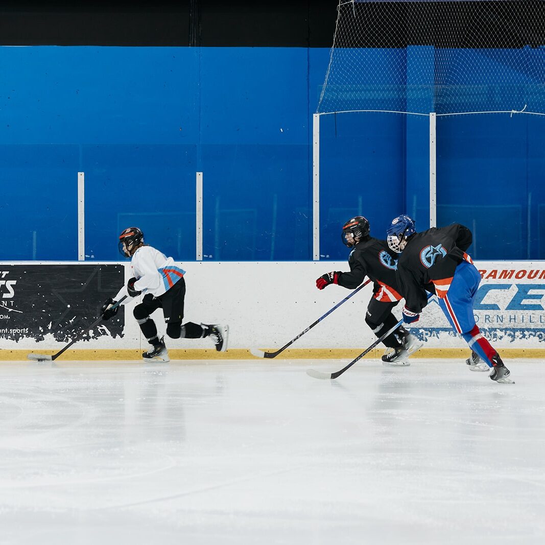 Master contact hockey safely in Paramount Ice ELITE Hockey checking clinics