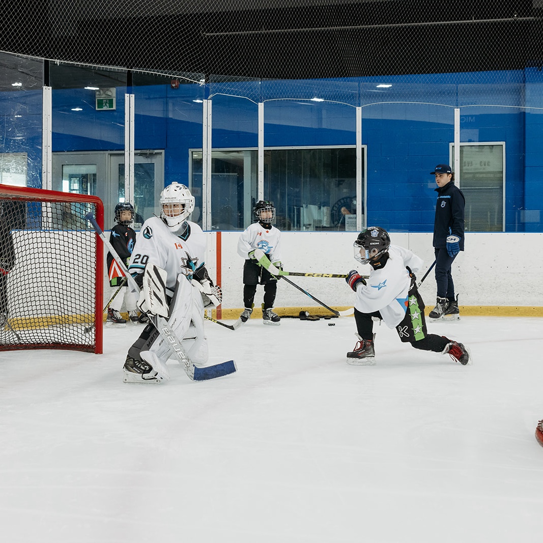 Develop championship skills with Paramount Ice ELITE Hockey elite development programs
